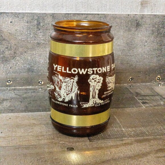 VINTAGE AMBER GLASS MUG SIESTA WARE YELLOWSTONE NATIONAL PARK WOODEN HANDLE - Picture 1 of 7
